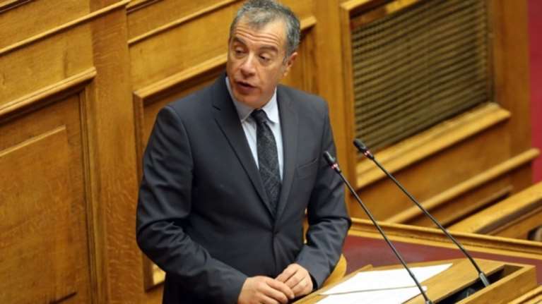 Θεοδωράκης για ΠτΔ: Η πρόταση του ΣΥΡΙΖΑ είναι διχαστική