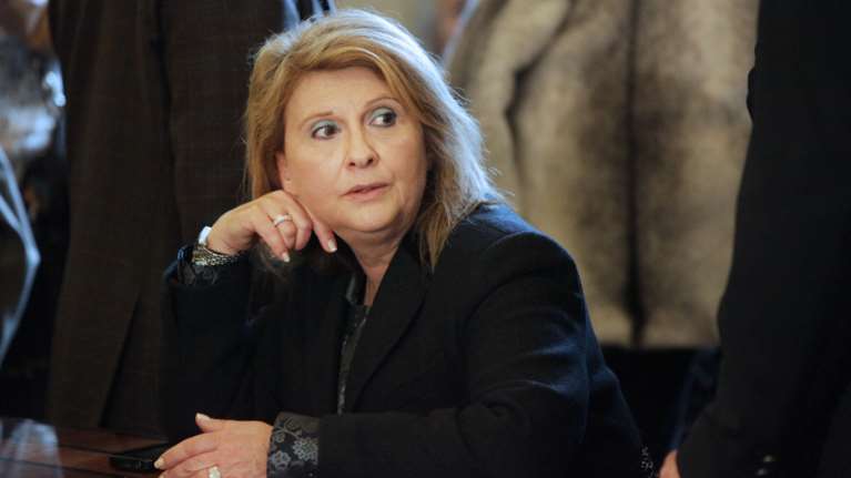 Επιμένει η Βούλτεψη: Οι δηλωσίες θέλουν πολλές μπουγάδες