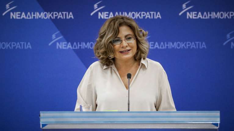 Σπυράκη: Καμία περίπτωση να προτείνουμε Σημίτη ή Βενιζέλο για ΠτΔ