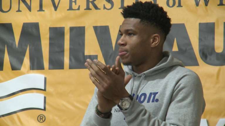 Το συγκλονιστικό ντοκιμαντέρ του ΝΒΑ για τον Αντετοκούνμπο