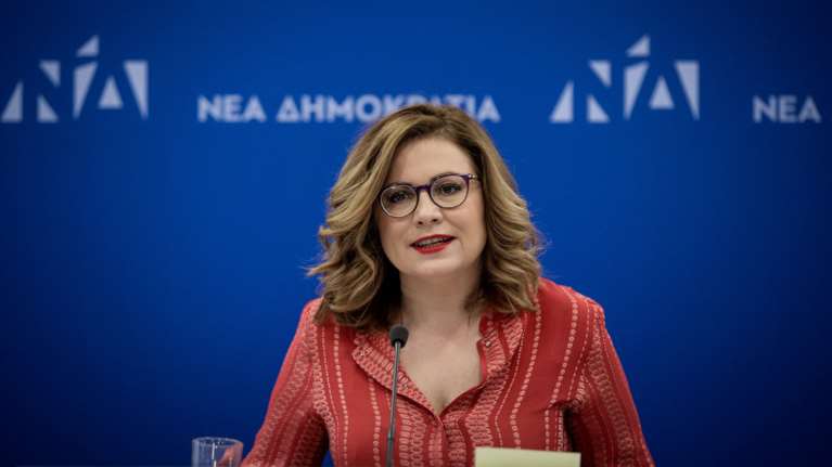 Αδειάζει Τζιτζικώστα η Σπυράκη: Η χώρα λέγεται Βόρεια Μακεδονία