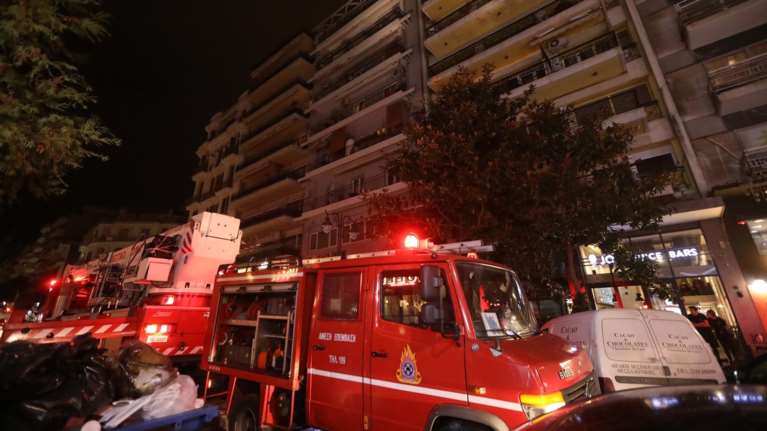 Πυρκαγιά σε διαμέρισμα στην Κυψέλη, στο νοσοκομείο μητέρα και παιδί