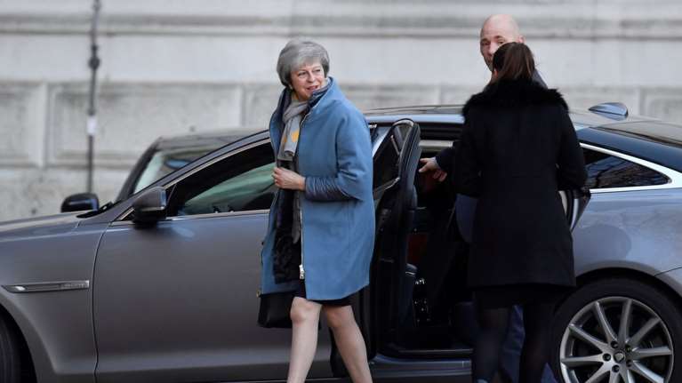 Brexit: Επιστρέφει την Τετάρτη στις Βρυξέλλες η Μέι-Συνάντηση με Γιούνκερ