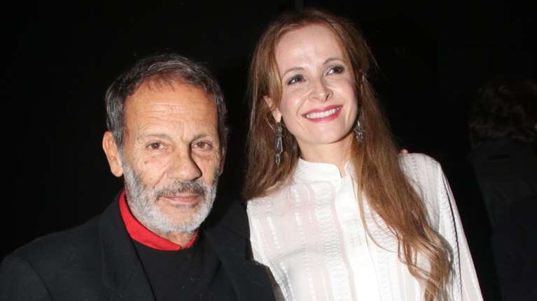 Ο μόλις 2 ετών Σταύρος Ξαρχάκος junior παίζει... πιάνο και ακορντεόν [φωτο]