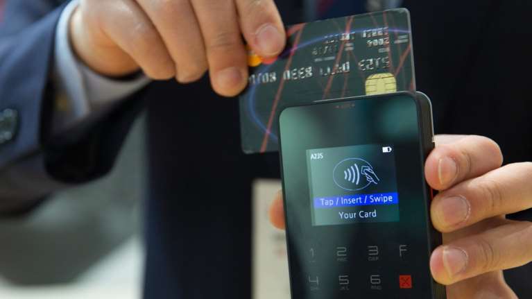 Hi Tech πορτοφολάδες: Μας κλέβουν με POS χωρίς να το πάρουμε είδηση