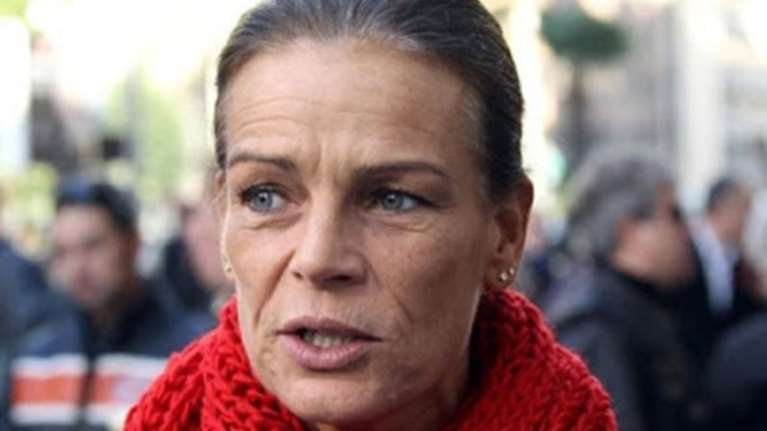 Ταξίδι αστραπή της πριγκίπισσας Στεφανί του Μονακό στη Μόσχα