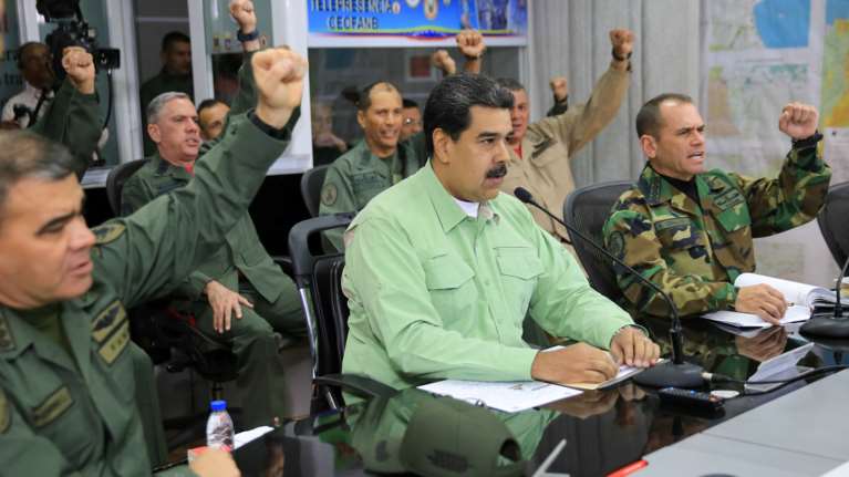 Δύο εκδηλώσεις στην Αθήνα, μία υπέρ και μία κατά του Μαδούρο