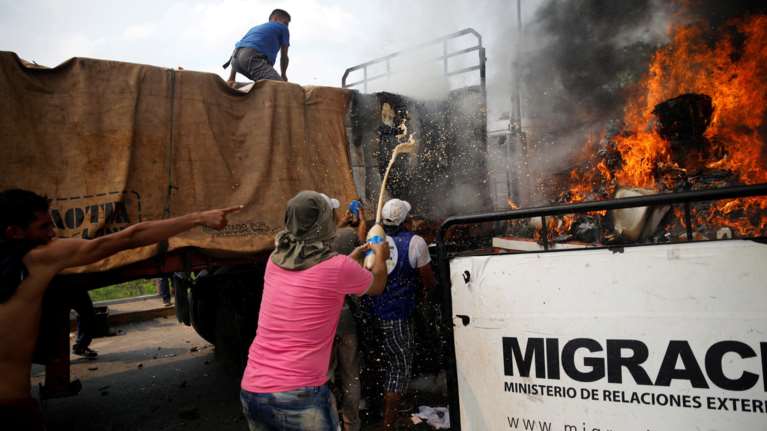 Βενεζουέλα: 4 νεκροί, 300 τραυματίες και νέες απειλές από τις ΗΠΑ