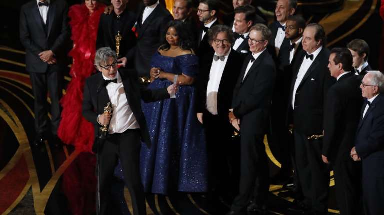 Τα Όσκαρ καρέ καρέ με όλα τα φωτογραφικά στιγμιότυπα