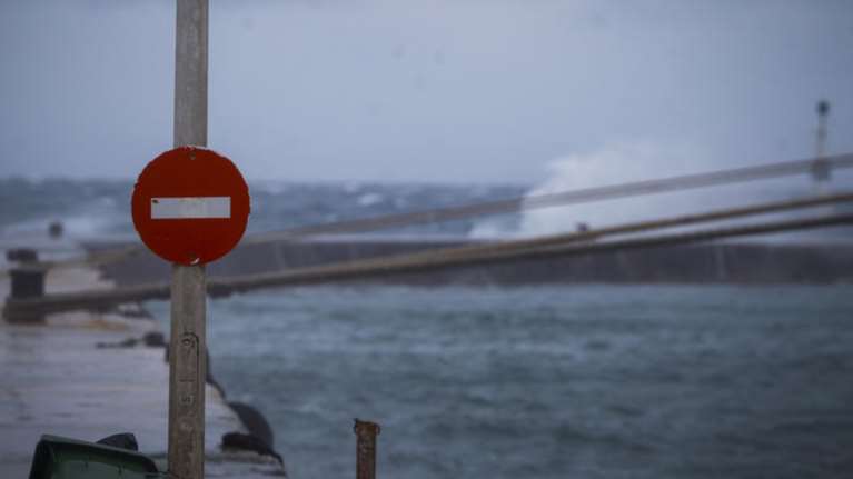 Προβλήματα στις ακτοπλοϊκές συγκοινωνίες-10 μποφόρ στο Αιγαίο