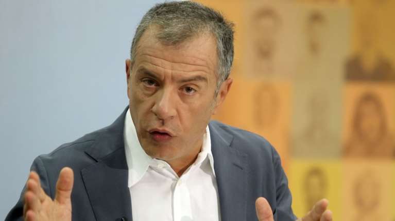 Θεοδωράκης: «Θέμα μειονότητας, όπως το θέτει το ΒBC, δεν υπάρχει»