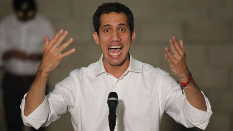 Γκουαϊδό: &quot;Στους δρόμους μέχρι να ανατραπεί ο Μαδούρο&quot;