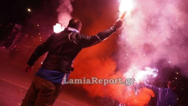 Αποθέωση της Λαμίας για την ιστορική νίκη επί του Ολυμπιακού (βίντεο)