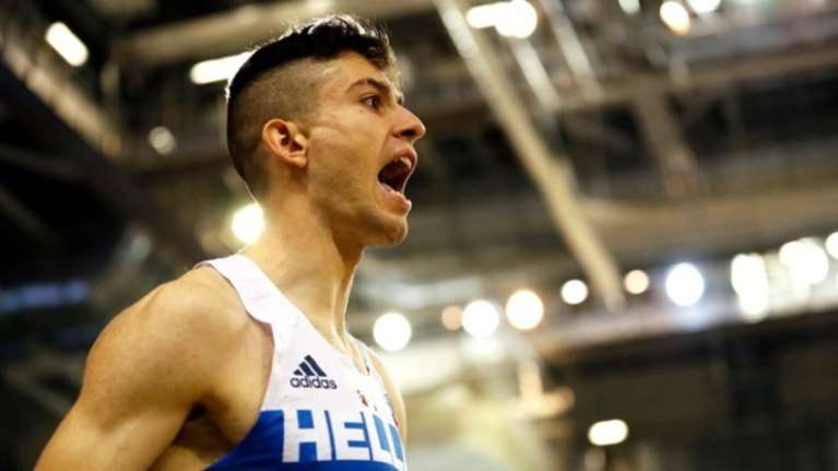 «Χρυσός» ο Τεντόγλου στο μήκος: Κορυφαία επίδοση και πανελλήνιο ρεκόρ - Vid