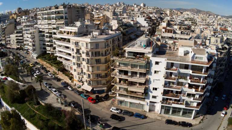 Στο τραπέζι νέοι περιορισμοί για το Airbnb: &quot;Φρένο&quot; στις 120 ημέρες - Σε ποιες περιοχές θα επεκταθεί η απαγόρευση