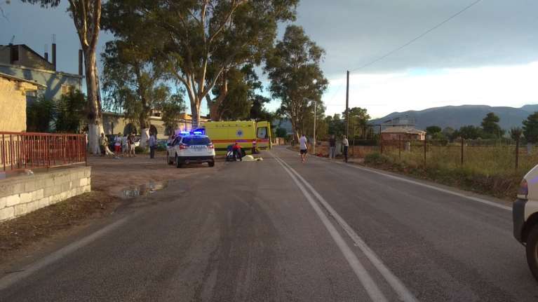 Ψάχνουν οδηγό φορτηγού που παρέσυρε 13χρονο μαθητή στη Χαλκίδα