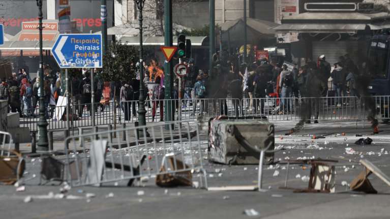 Καρέ καρέ τα γυρίσματα του Born to be Murdered στο Σύνταγμα