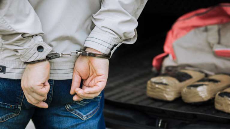 Μπλόκο σε 172 κιλά ινδικής κάνναβης σε Θεσπρωτία και Άρτα