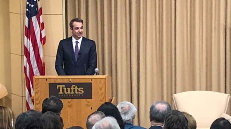 Τι κρύβουν τα ταξίδια του Κυριάκου στο δρόμο προς τις εκλογές