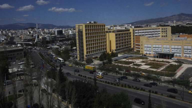 Κατέληξε ο 40χρονος επιλοχίας στο 401 μετά από τροχαίο