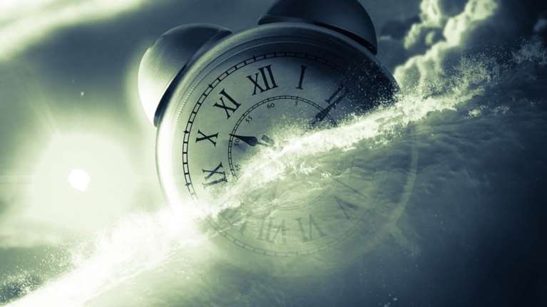 Ρώσοι φυσικοί ανακοίνωσαν ότι ανέστρεψαν τη ροή του χρόνου