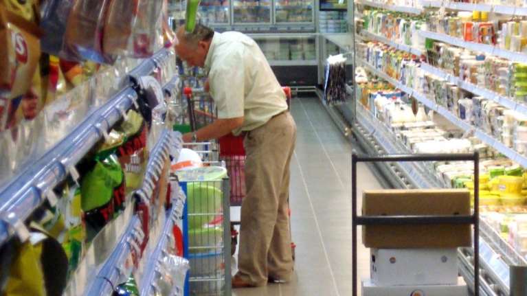 Παγκόσμια Ημέρα Καταναλωτή: Όσα πρέπει να προσέχετε κατά τις αγορές σας