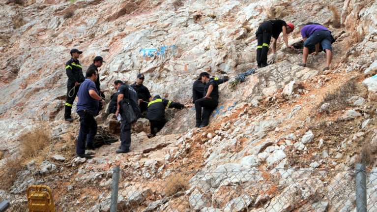 Νεκρός βρέθηκε νεαρός δικηγόρος σε γκρεμό του Αττικού Αλσους