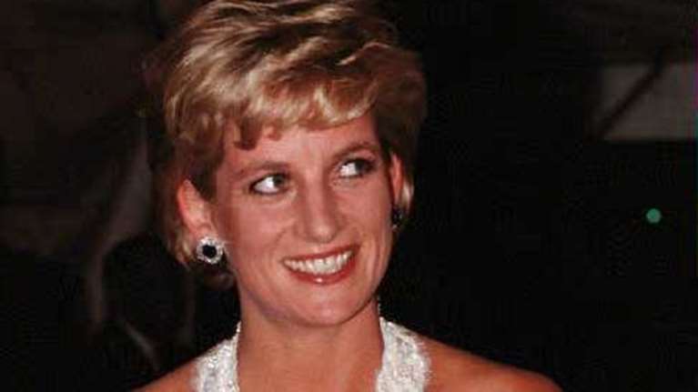 Ποια ηθοποιός θα υποδυθεί τη Νταϊάνα στο The Crown;