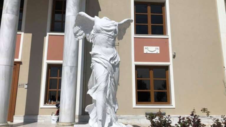 Η Αλεξανδρούπολη απέκτησε τη δική της Νίκη της Σαμοθράκης