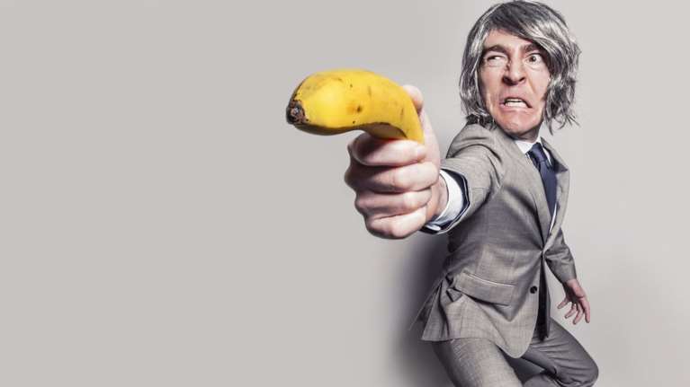 Οι αιώνιοι έφηβοι: Πότε ενηλικιώνεται ο άνθρωπος;