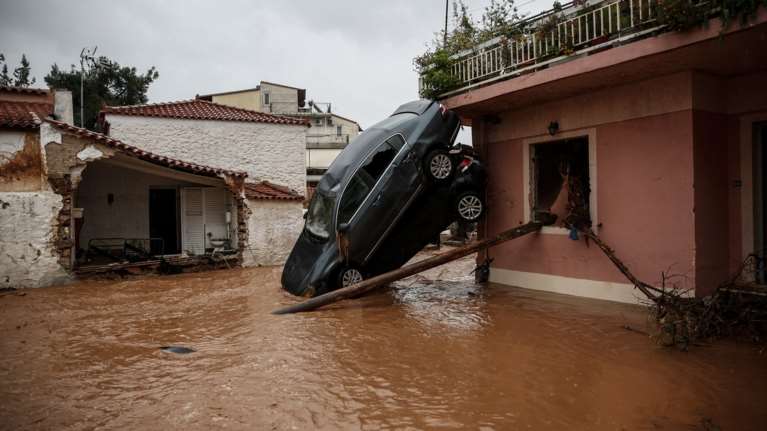 Διώξεις σε Δούρου, Βασιλείου και άλλους επτά για τη Μάνδρα