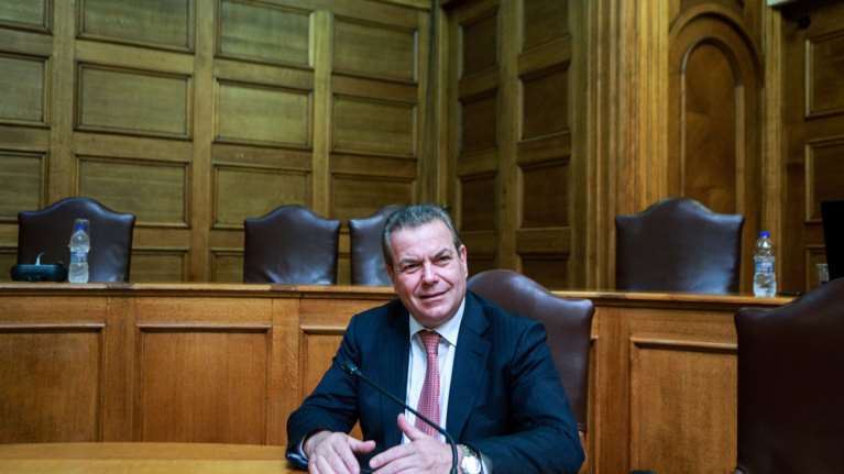 "Θα δώσουμε αυτά που μπορούμε χωρίς δικαστικές αποφάσεις"