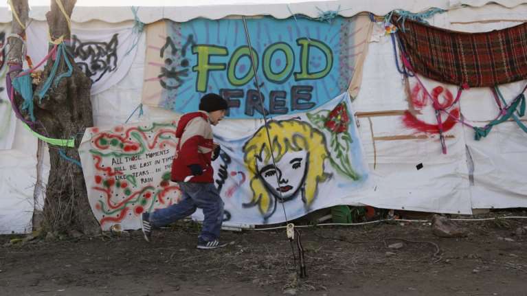 Η Ν. Κορέα προσφέρει 500.000 δολάρια το 2019 για τους πρόσφυγες στην Ελλάδα