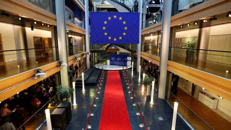 Ονοματολογίας συνέχεια για τα ευρωψηφοδέλτια ΣΥΡΙΖΑ και ΝΔ