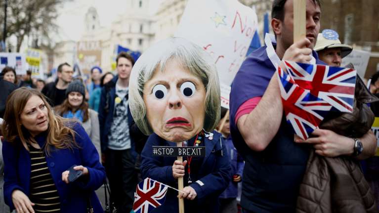 Βρετανία: Εκτακτο υπουργικό συμβούλιο και συζήτηση για το Brexit στη Βουλή