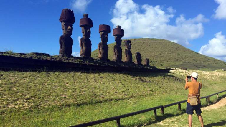 Reuters: Οδοιπορικό στο Νησί του Πάσχα, το πιο απομονωμένο του κόσμου