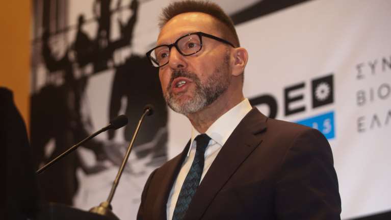 Στουρνάρας: Δέκα προϋποθέσεις για την ανάκαμψη της οικονομίας