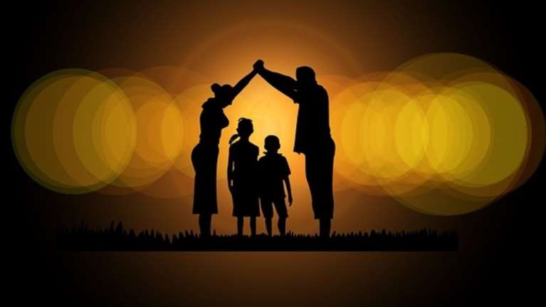 Επίδομα παιδιού: Πότε θα καταβληθεί η επόμενη δόση από τον ΟΠΕΚΑ