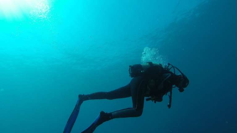 Αγωνία για τον ψαροτουφεκά στους Καλούς Λιμένες