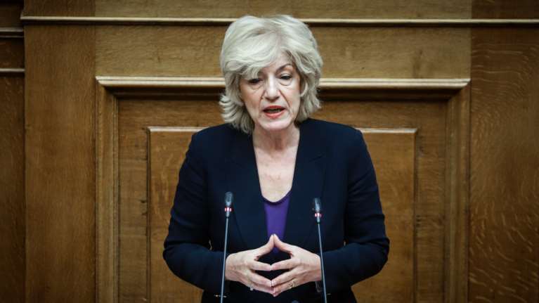 Αναγνωστοπούλου: Κοινή επιτροπή για τα εμπορικά σήματα