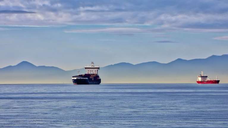 Προσάραξε ρυμουλκό στους Παξούς, έβαλαν αντιρρυπαντικό φράγμα