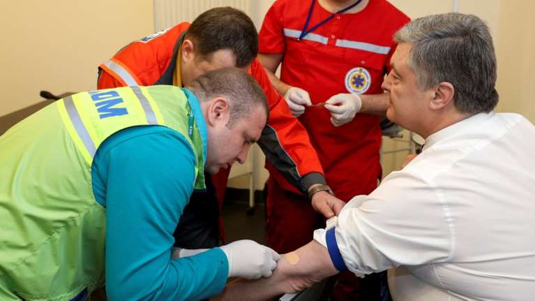 Ουκρανία: Όταν οι υποψήφιοι πρόεδροι υποβάλλονται σε...αλκοτέστ