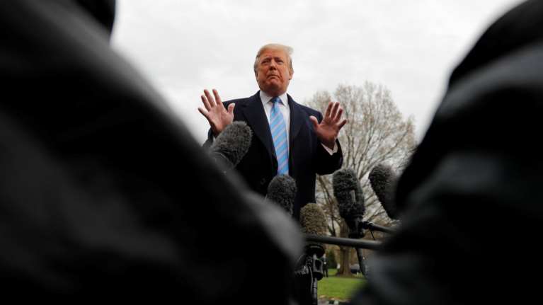 Απών για 3η συνεχόμενη χρονιά από το δείπνο των ανταποκριτών ο Τράμπ