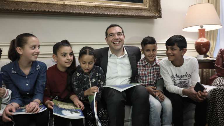 Στο Μαξίμου 50 εκπρόσωποι Ρομά, συνάντηση με Τσίπρα