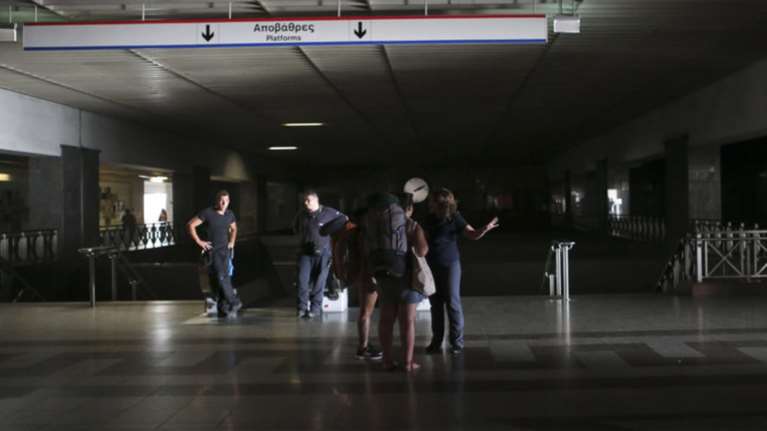 Μπλακ άουτ στο Σύνταγμα εξαιτίας της κακοκαιρίας