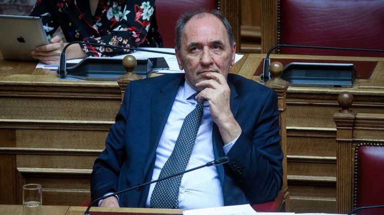 Σταθάκης: Ανοικτό το ενδεχόμενο νέου διαγωνισμού για τα ΕΛΠΕ