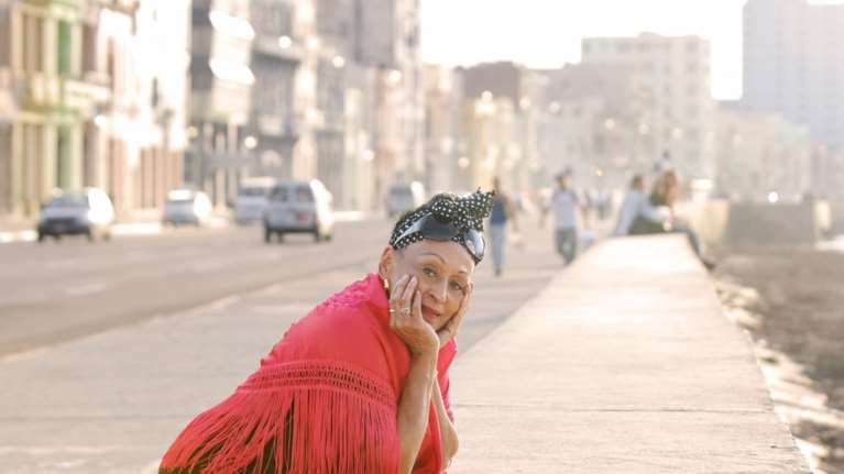 Η θρυλική τραγουδίστρια του Buena Vista Social Club στην Αθήνα