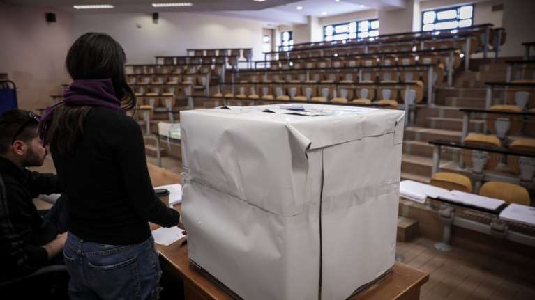 Φοιτητικές εκλογές: Προβλήματα σε Πάντειο και τμήματα του ΕΚΠΑ