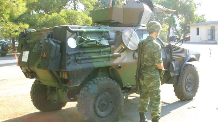 Πρόσβαση σε στρατιωτικές σχολές των πληγέντων στο Μάτι