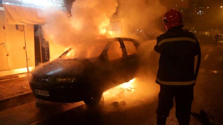 Βίαια επεισόδια στα Τίρανα με αίτημα την παραίτηση Ράμα